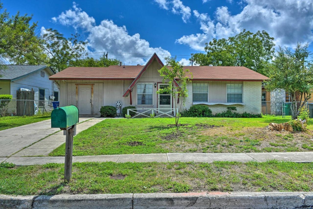 Cozy San Antonio Family Home 3 Mi To Lackland Afb Екстериор снимка